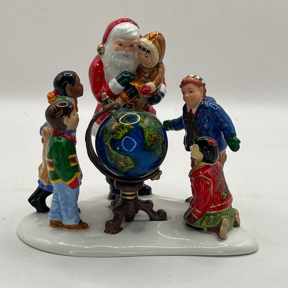 Dept 56 Snow Village Santa Comes To Town 2000 Spinning Globe Figurine 56.55015